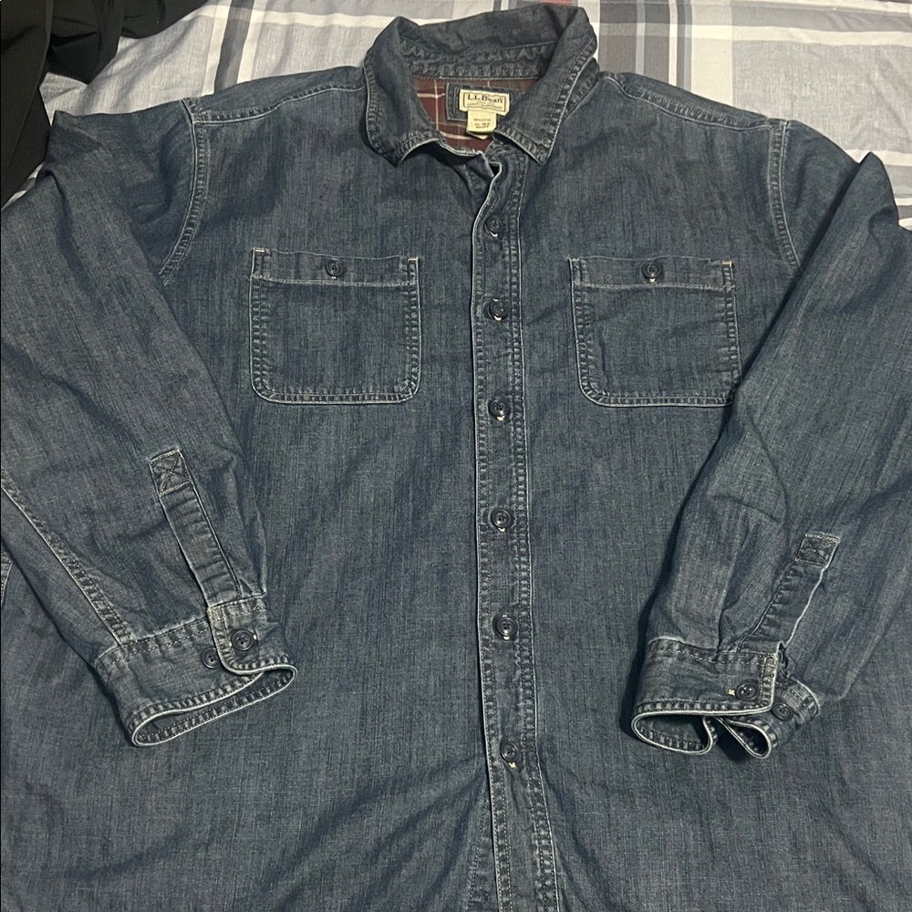 L.L. Bean Men’s Flannel Lined Denim Button Up!